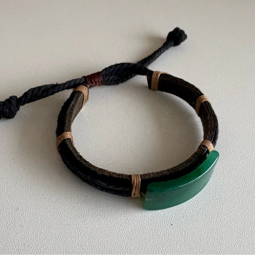 Jade & Leather Adjustable Bracelet - Picture 4 of 7